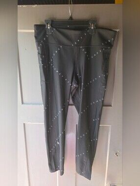 Under Armour Womens XL Black Logo Print Leggings